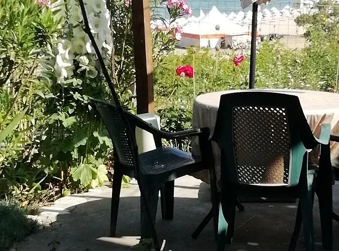 South Beach Гостевой дом 2*