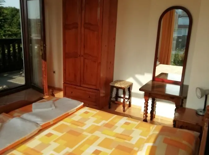 South Beach Гостевой дом 2*