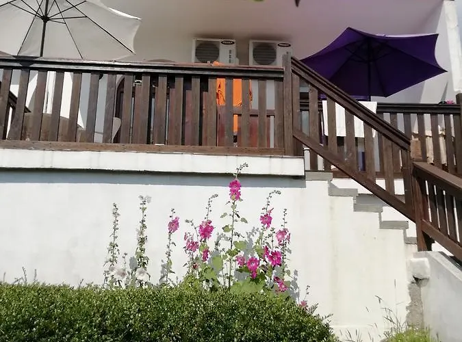 Гостевой дом South Beach 2*